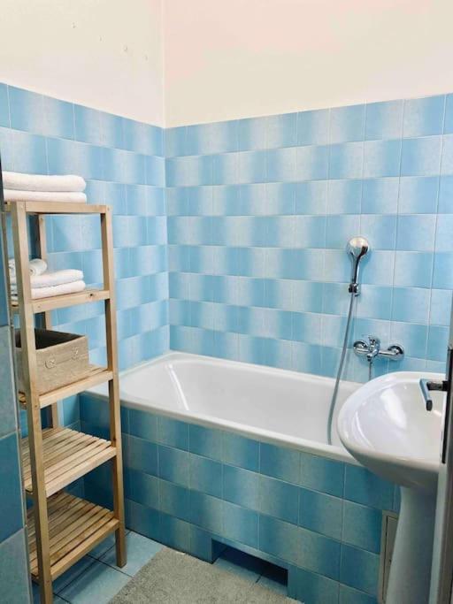 Appartamento Apartman Teri Trenčín Esterno foto